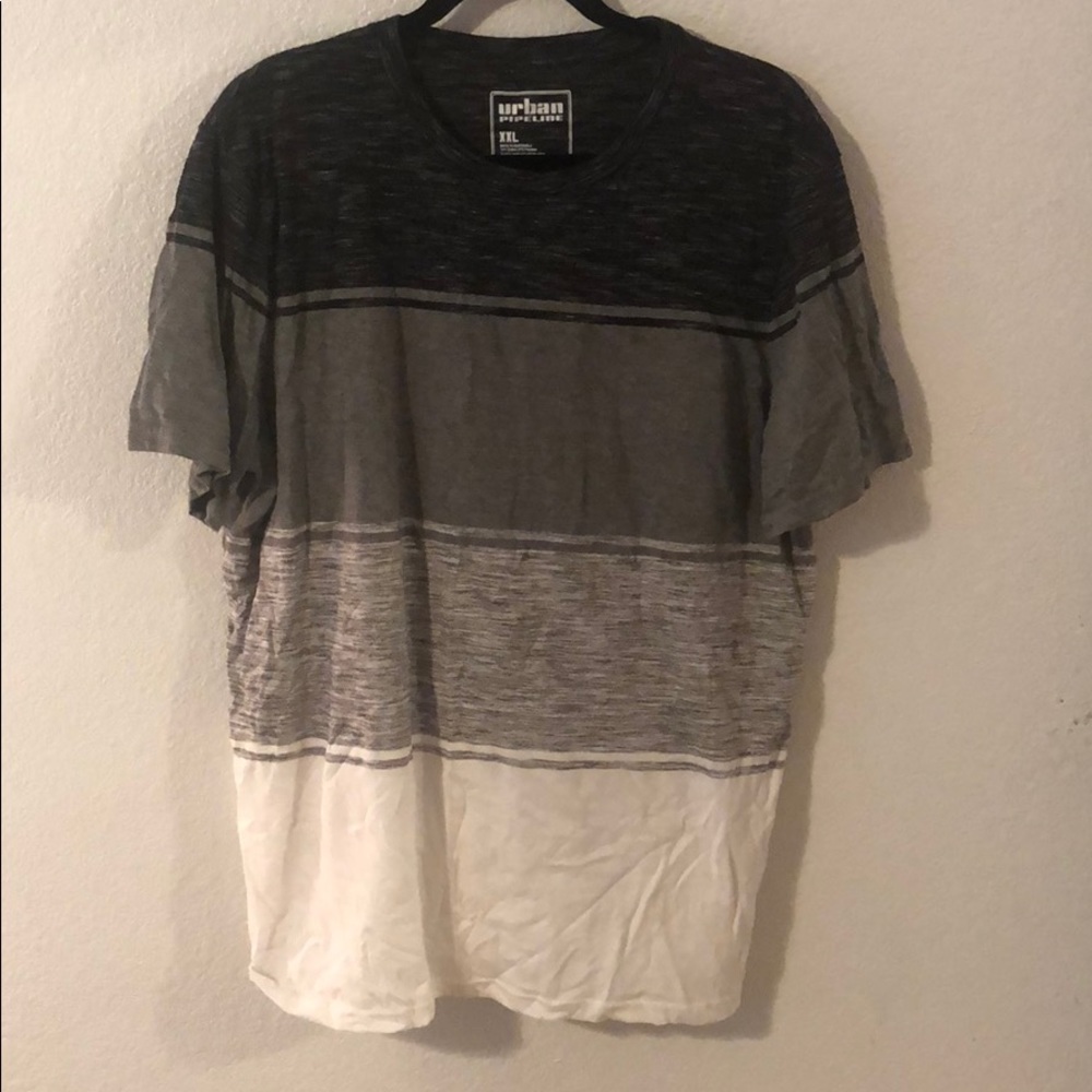 Short sleeve striped shirt